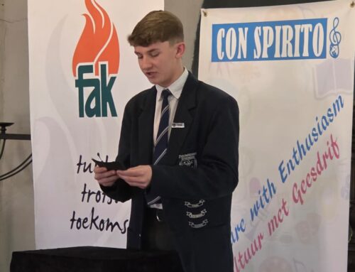Jonges wys hul denkstaal in debatfinaal