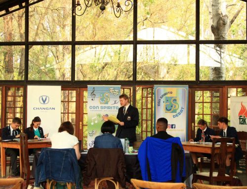 Jong woordvoerders skitter tydens Con Spirito se nasionale debatsfinaal in Tulbagh